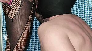 Drink my pee straight from the source then clean up every drop?