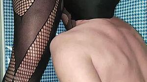 Drink my pee straight from the source then clean up every drop?