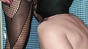 Drink my pee straight from the source then clean up every drop?