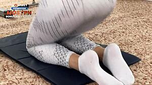 Double penetration stretches athletic girl's tight spot after workout, ends with mouth cum