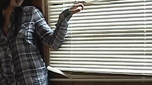 wow london keyes masturbates big tits pussy by fireplace solo!