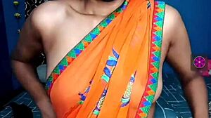 indian babe spreads legs wide for live cam pussy pounding