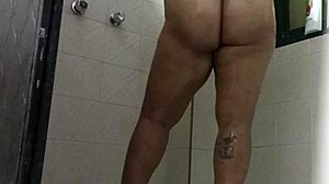 Spying Mommy's Hairy Beaver On Hidden Phone In Toilet