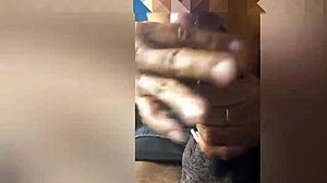 joven sale de estudiar y va a casa para monster cock