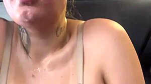 treinei na academia só de sutiã marombas olhavam minha buceta molhada...