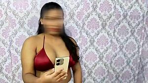 aunt caught nude on video chat gets fucked hard by uncle in hindi