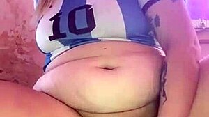 watch sexy argentinian blonde squirt hard from solo fucking