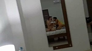 hermanastra de miami con 18 años sube su placer en internet... tetas grandes y culo enorme amo esta morena