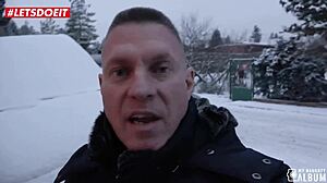 I fuck Vanessa Decker for sexy photos