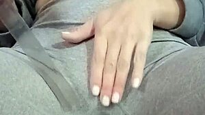 Spanks my pussy close up with ruler sting!
