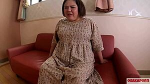 103kg Fat Japanese BBW Monster Vacuum Blowjob G-Cup Paizuri!