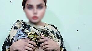 DESI STEPMOM TWERKS FAT ASS FOR STEPSON CLOSE UP VIEW!