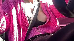 ITALIANA ARTEMISIA flashes JUICY TITS on sexy car ride!