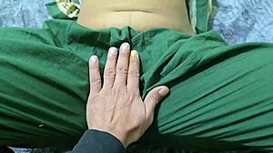 DESI STEPMOM TWERKS FAT ASS FOR STEPSON CLOSE UP VIEW!