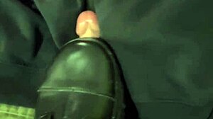 oye, tu dueña te hace sufrir con patadas en las bolas y squirt en tu cara...