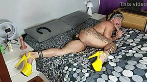 Muscular Milf Takes Double Penetration Anal Fuck and Squirts Hard