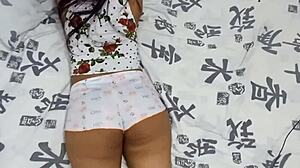 18-Year-Old USA Couple Uploads Amateur Sex