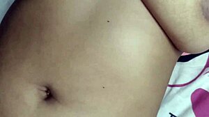 18-Year-Old USA Couple Uploads Amateur Sex