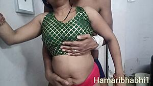 indian wife quick creampie fuck with neighbor boy? 😏💦