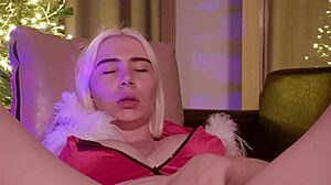 Watch Me Spread My Wet Pussy for Christmas Facesit