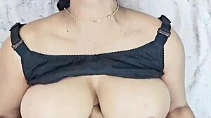 Milf's Huge Juicy Ass And Big Tits Shake Wildly