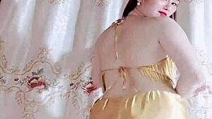 Vietnamese teen 18+ unleashes intense dance moves on Bigo live stream platform