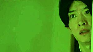 stepmom fucks my friend on family trip legendado!