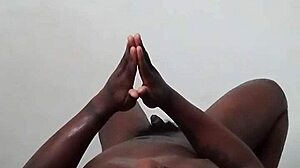 Bronzed Workout Babe Returns For Intense Session Four