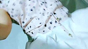 hey cute skirt girl tongue fetish masturbate now