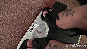 hey chubby bella bendz strapon pounds old bbw lesbian lady lynn