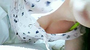 hey cute skirt girl tongue fetish masturbate now