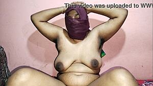 i share bed with stepmom and friend then fuck hard