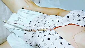 hey cute skirt girl tongue fetish masturbate now