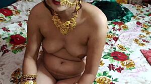 Beautiful married bhabhi fucks stepbrother clear Hindi audio!