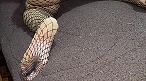 latina bombshell rams her juicy ass homemade webcam style