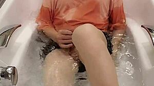 ting xuan soaks her shemale body in wet clothes bath