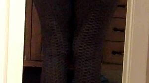 i can't stop staring at wife's leggings ass jiggle