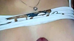 i gave my boyfriend a spanish for first time he came on tits