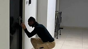 thief outfucks housewife's huge dildo with squirting creampie finish