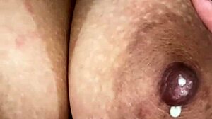 Ele me pediu pra mostrar peitos lactando pro mundo todo petite brasileira housewife tease