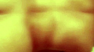 deliciosa milf chelita spreads ass and pussy wide