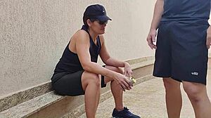 Brazilian Sapatão Machuda's Juicy Pussy Takes Hard Garage Caralho Creampie!