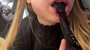 omg fucking this bbw teen in public close up shaved pussy cums hard 😍💦