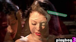 cougar babe poses naked latina style so sexy