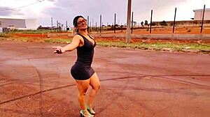 stepmom caught me in her car, gave outdoor anal surprise and squirted everywhere luna oliveira