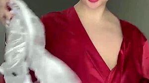 Fuck me black white underwear big natural tits milf?