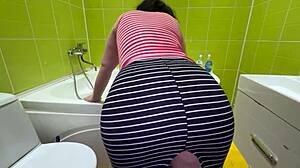 Stepson Fucks BBW Stepmom's Big Ass Anal in Toilet Shows Tits