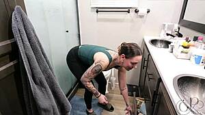 wife makes content now i'm cucked