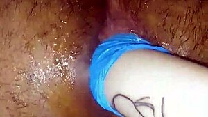 Amateur girl pegs guy hard with huge toys fisting