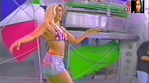 Lady Lu's teasing Brazilian strip rip?